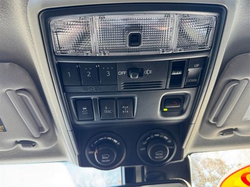 Used 2022 Toyota 4Runner TRD Off-Road Premium image 24