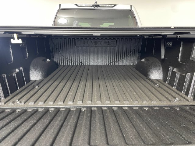 New 2026 Toyota Tundra Platinum w/ TRD Off-Road Package AWD/4WD image 7
