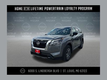 Used 2025 Nissan Pathfinder S