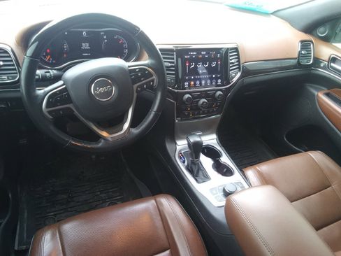 Used 2021 Jeep Grand Cherokee Overland image 13