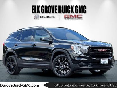 Used 2024 GMC Terrain SLT w/ Elevation Edition