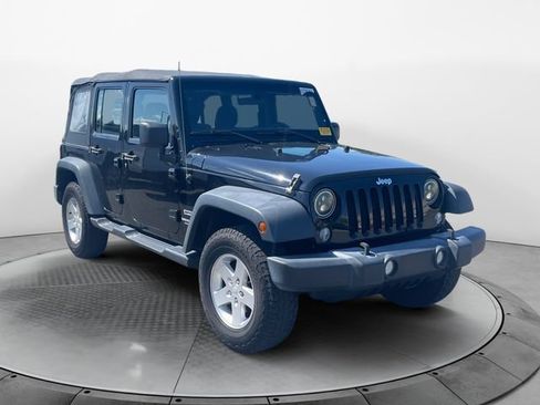 Used 2016 Jeep Wrangler Unlimited Sport w/ Connectivity Group AWD/4WD image 7