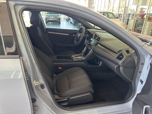 Used 2019 Honda Civic EX image 7