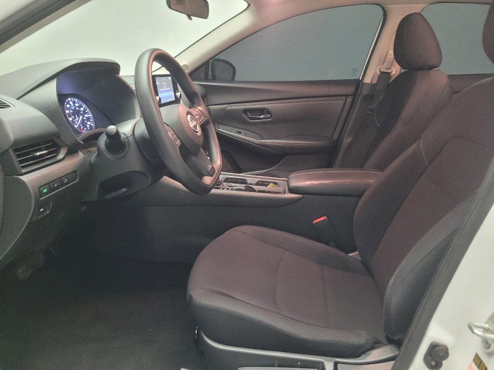Used 2025 Nissan Sentra S FWD image 17