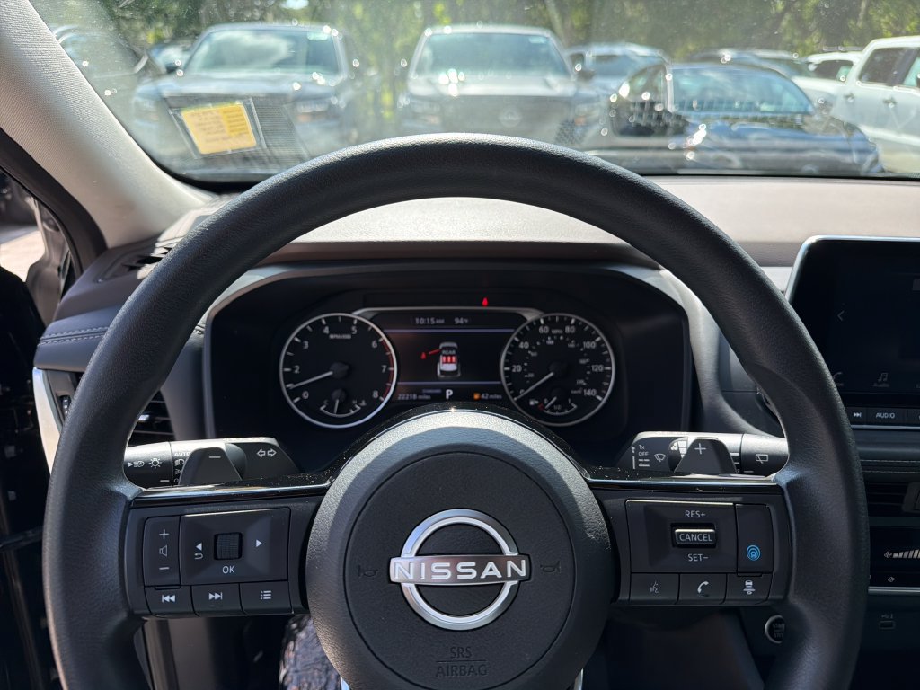 Certified 2023 Nissan Rogue SV FWD image 21
