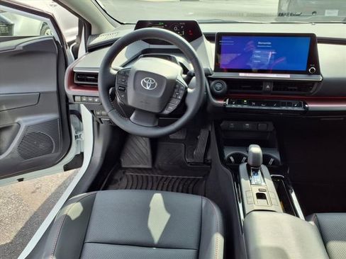 New 2026 Toyota Prius Plug-In Hybrid image 9