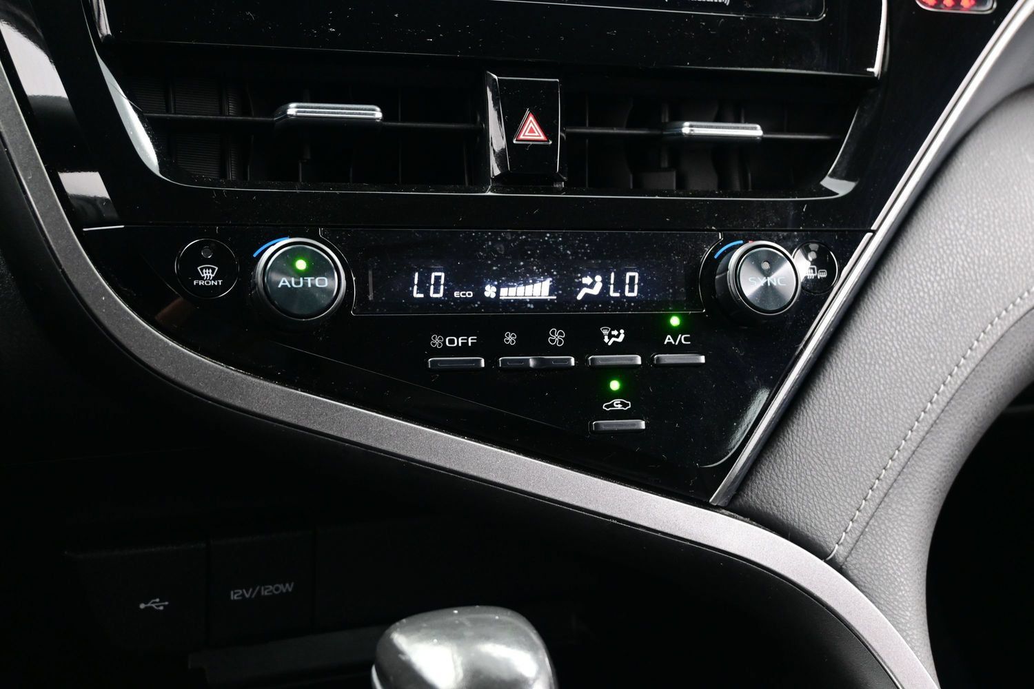 Used 2024 Toyota Camry SE FWD image 20