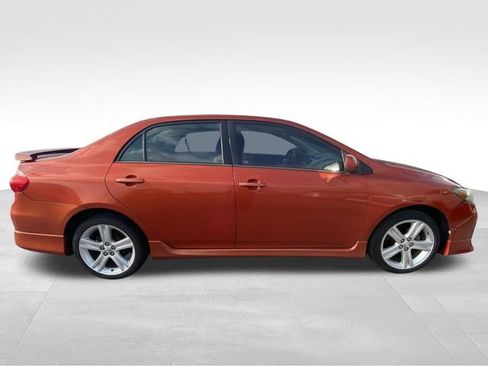 Used 2013 Toyota Corolla S Special Edition FWD image 12