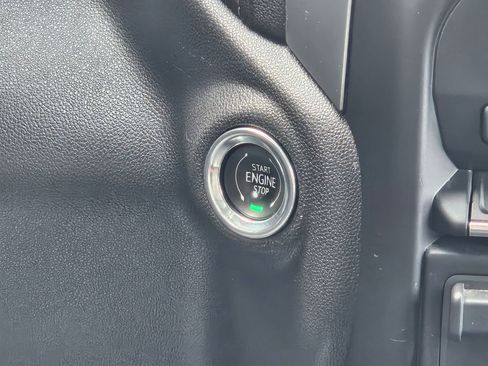 Used 2020 Chevrolet Silverado 1500 LT w/ All-Star Edition image 14