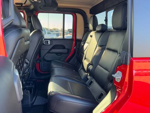 Used 2020 Jeep Gladiator Rubicon image 13