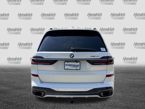 Used 2023 BMW X7 xDrive40i w/ Executive Package AWD/4WD image 8