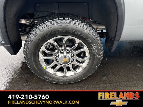 New 2026 Chevrolet Silverado 2500 LTZ w/ LTZ Convenience Package image 17