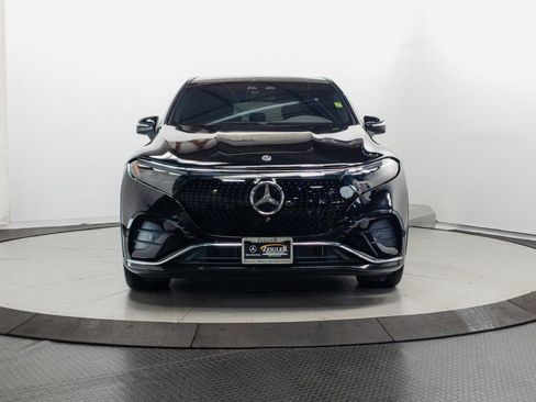 Used 2023 Mercedes-Benz EQS 580 4MATIC SUV image 2