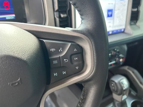 Used 2024 Ford Bronco Outer Banks image 18