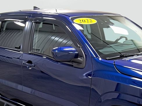 Used 2022 Nissan Frontier SV AWD/4WD image 15