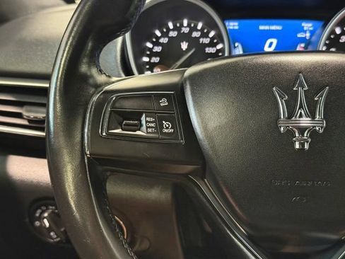 Used 2019 Maserati Levante AWD/4WD image 16