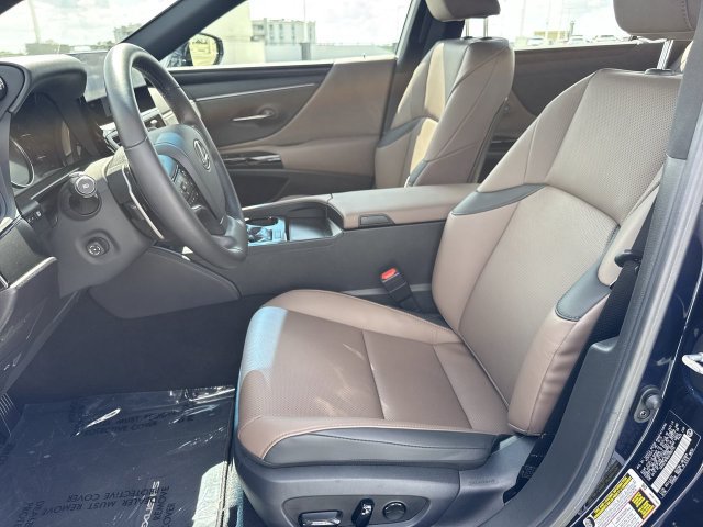 Certified 2025 Lexus ES 350 w/ Premium Package FWD image 11