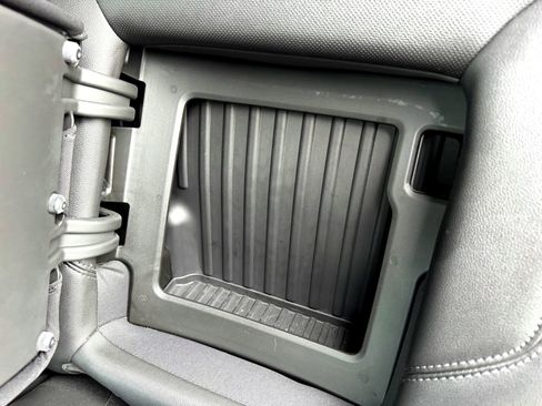 Used 2019 GMC Sierra 1500 SLT image 17