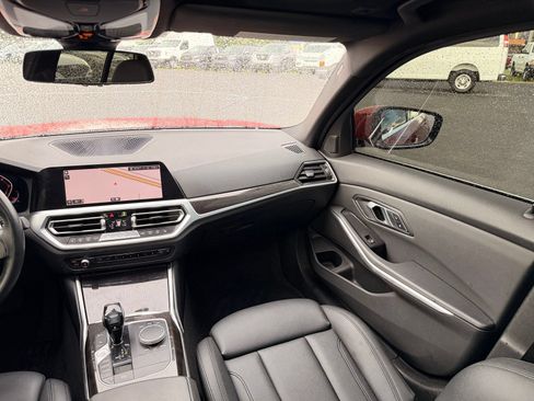 Used 2019 BMW 330i xDrive Sedan w/ Convenience Package AWD/4WD image 34