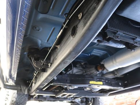 Used 2004 Chevrolet Silverado 2500 LT w/ Skid Plate Package AWD/4WD image 22