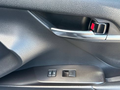 Certified 2022 Toyota Camry SE FWD image 23
