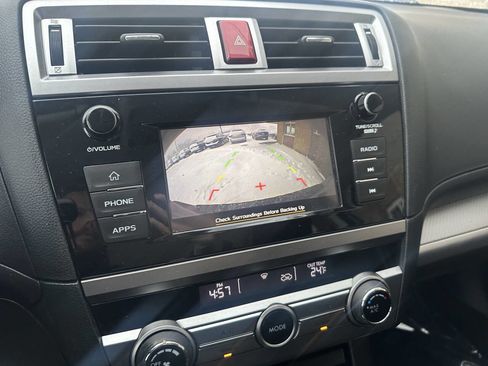 Used 2018 Subaru Outback 2.5i image 6