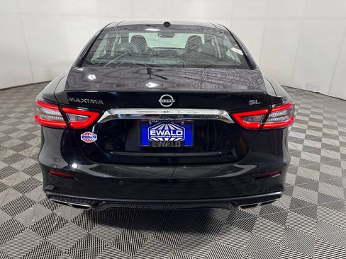 Used 2023 Nissan Maxima SL FWD image 9