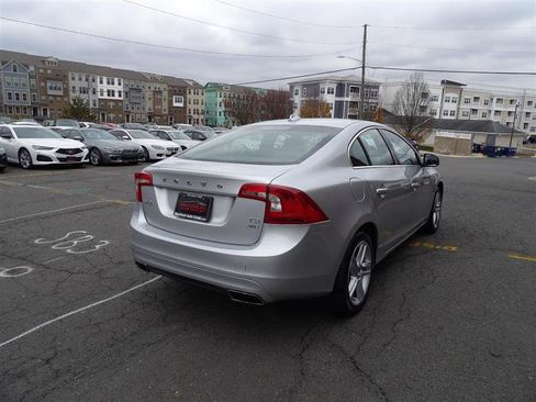 Used 2015 Volvo S60 T5 Premier image 6