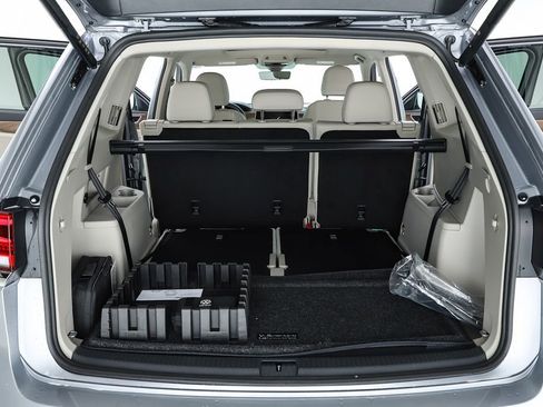 New 2026 Volkswagen Atlas SE image 68