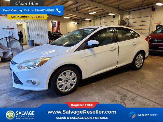 Used 2012 Ford Focus SE FWD image 1