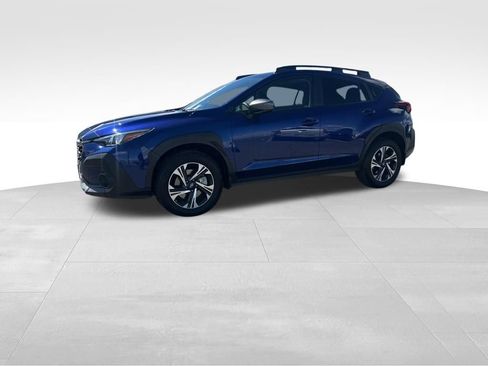 Certified 2025 Subaru Crosstrek 2.0i Premium AWD/4WD image 5