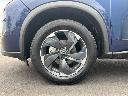 Used 2025 Nissan Rogue SV AWD/4WD image 35
