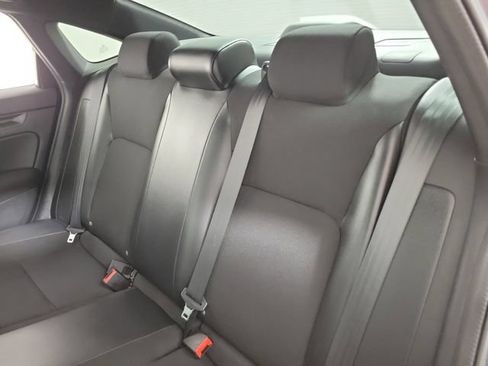 Used 2023 Honda Civic Sport image 12