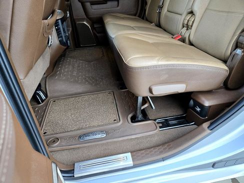 Used 2024 RAM 3500 Limited w/ Safety Group image 30