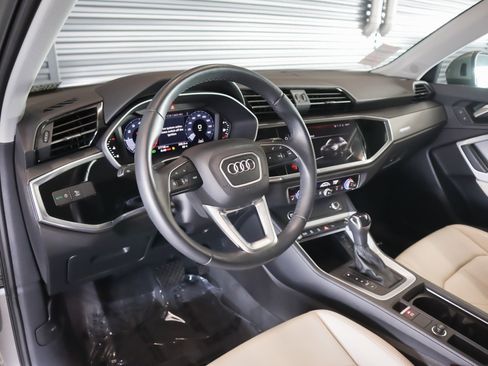 Used 2023 Audi Q3 2.0T Premium w/ Convenience Package image 17
