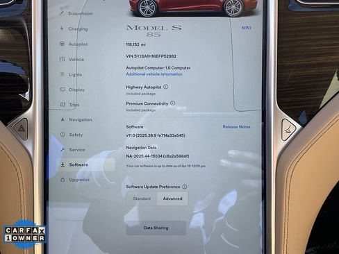 Used 2014 Tesla Model S 85 image 43