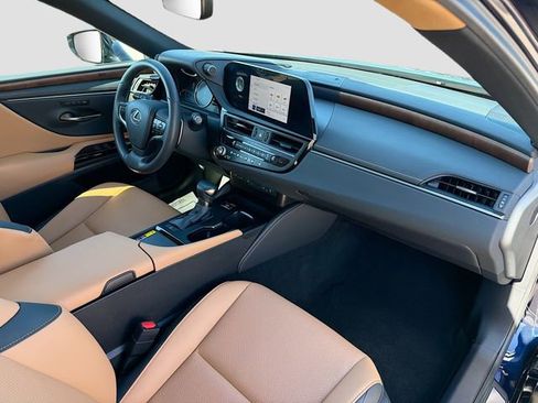 Used 2023 Lexus ES 350 w/ Premium Package image 14