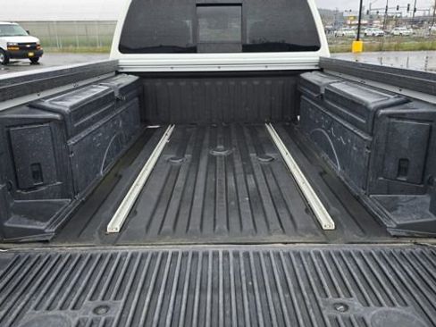 Used 2019 Nissan Titan Platinum Reserve w/ Platinum Utility Package image 10