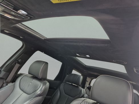 Certified 2024 Hyundai Palisade Calligraphy FWD image 22