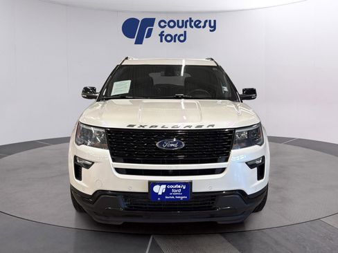 Used 2018 Ford Explorer Sport w/ Equipment Group 401A AWD/4WD image 3