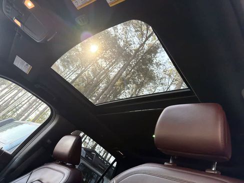 Used 2024 Ford Expedition Max Limited image 13