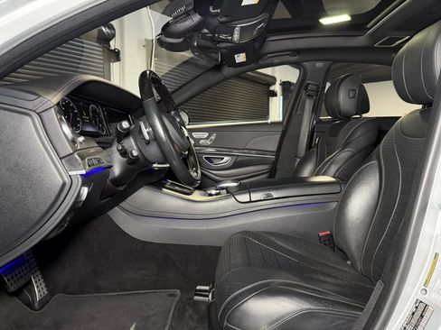 Used 2015 Mercedes-Benz S 550 Sedan image 29