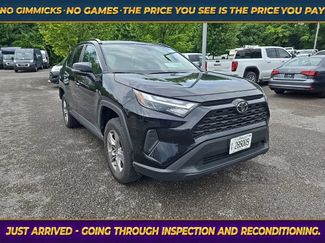 Used 2025 Toyota RAV4 XLE FWD video 1