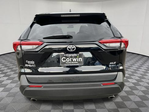 Used 2025 Toyota RAV4 XLE AWD/4WD image 7