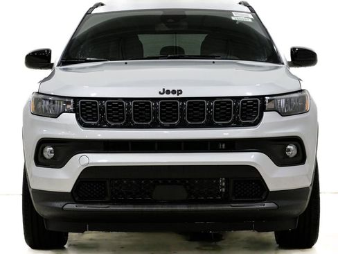 New 2026 Jeep Compass Latitude image 2