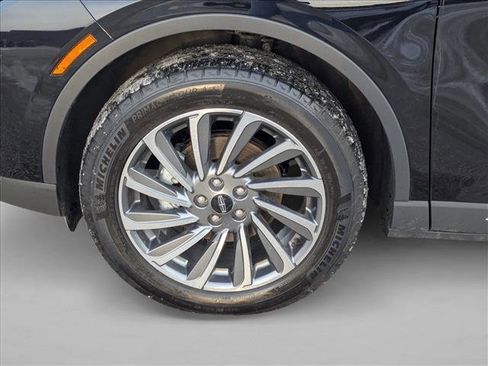 Used 2023 Lincoln Corsair Reserve image 27