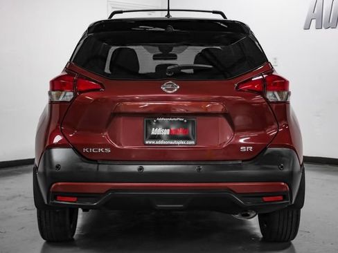 Used 2020 Nissan Kicks SR w/ Exterior Package FWD image 10