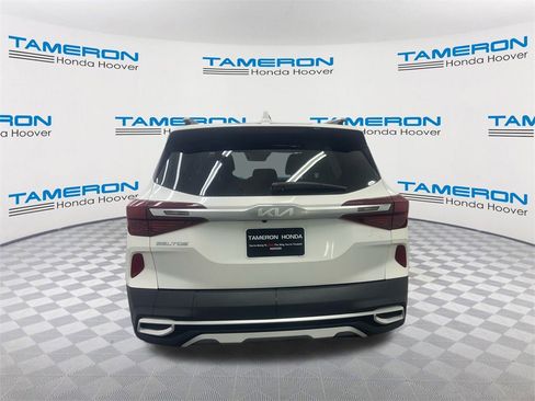 Used 2023 Kia Seltos S w/ Navigation Package image 4