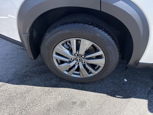 Used 2024 Nissan Pathfinder S w/ Cargo Package image 24