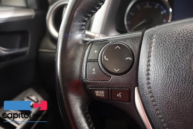 Used 2016 Toyota RAV4 XLE AWD/4WD image 17